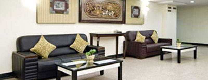 Clarks Inn, Pacific Mall Ghaziabad Εξωτερικό φωτογραφία